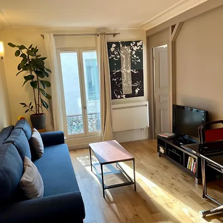 Bel En Plein Montmartre Ideal Pour 2 A 4 Personnes Apartment